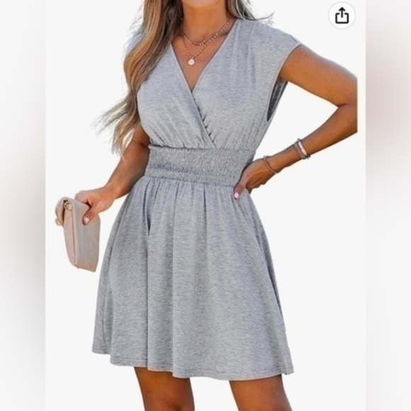 NWT - CUPSHE Women Heathered Knit Smocked Dress size medium - Picture 1 of 9